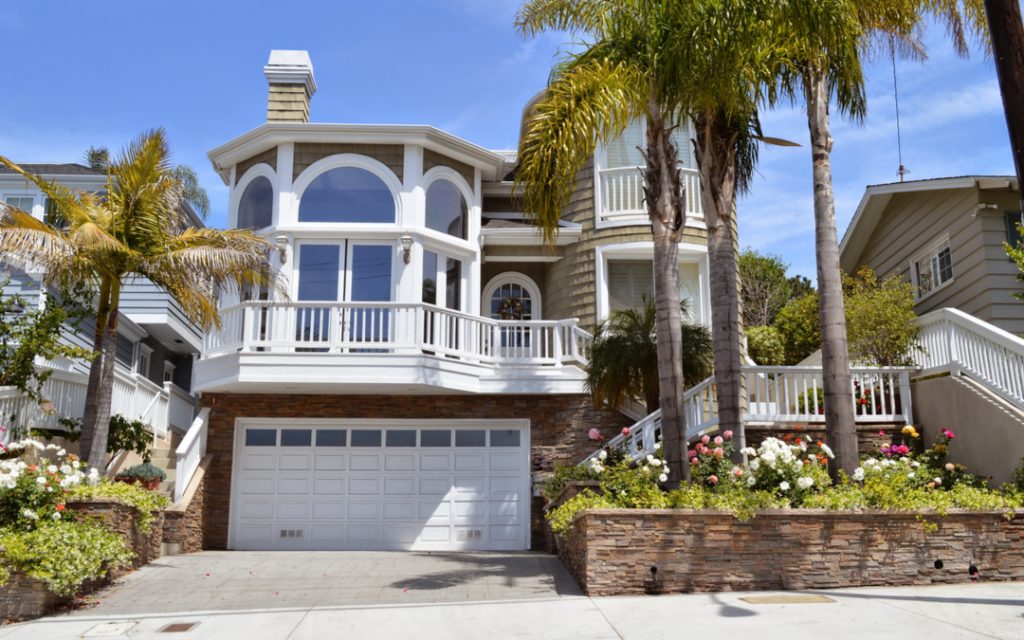 The Richest Neighborhoods in Southern California in 2021 7 Manhattan Beach Richest Southern California Neighborhoods